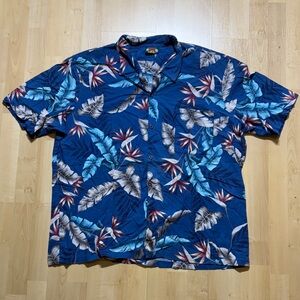 Men's Blue Tropical Print Casual Shirt